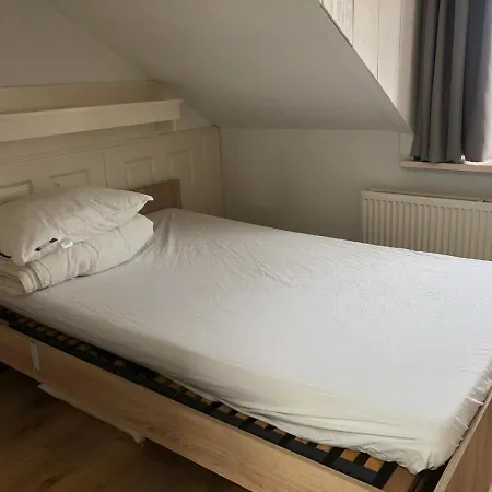 Vooraan *